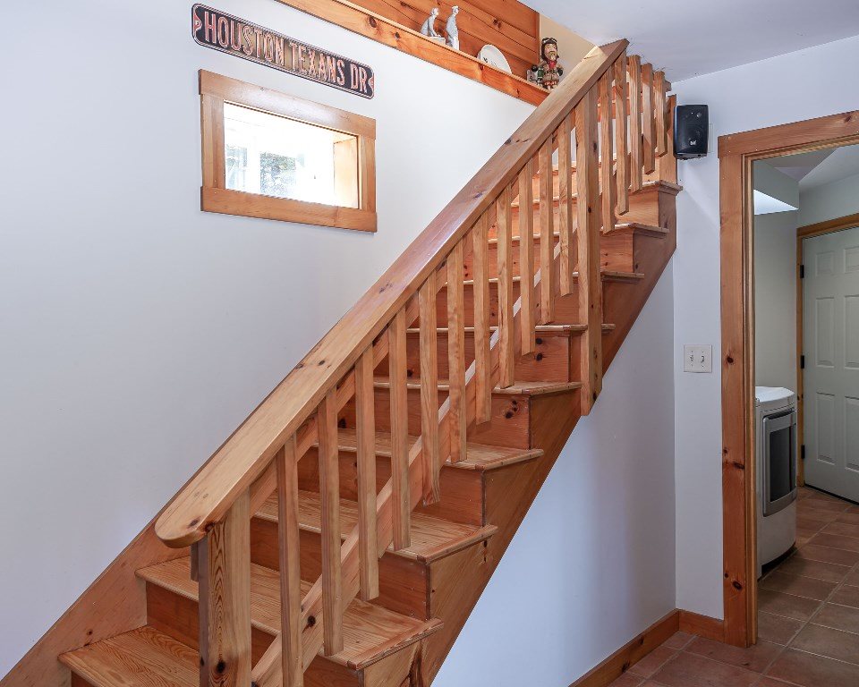 210 Hurricane Road Westmoreland, NH 03467 - Photo 33 of 38