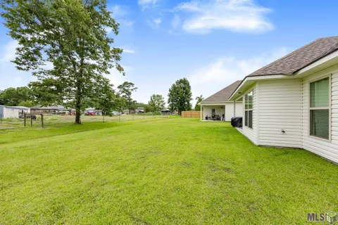 $249,900 | 11149 Cambre Oaks Drive, Gonzales, LA 70737
