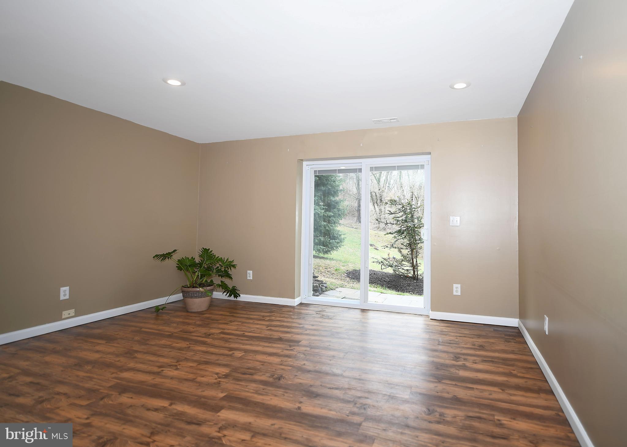 9508 Dundawan Road Baltimore, MD 21236 - Photo 35 of 47
