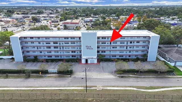 a view of a houses with outdoor space