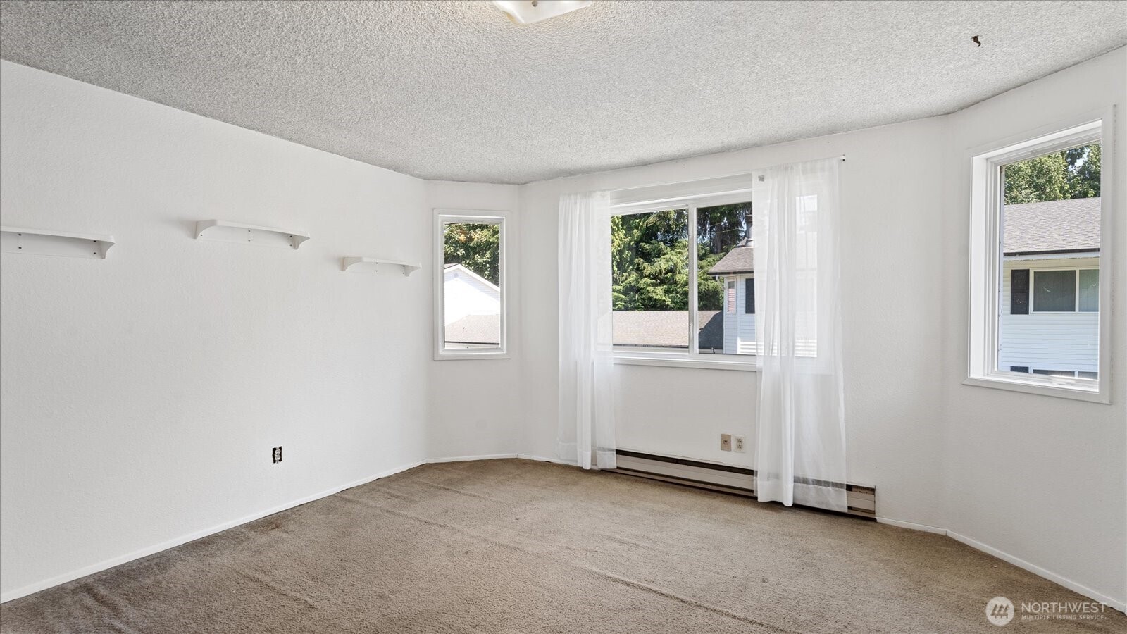 4518 Southwest 320th Street, Unit A Federal Way, WA 98023 - Photo 16 of 34