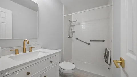 $299,999 | 52 Breeze Court, Unit 90, Brick, NJ 08724