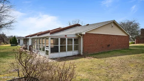 $299,999 | 52 Breeze Court, Unit 90, Brick, NJ 08724