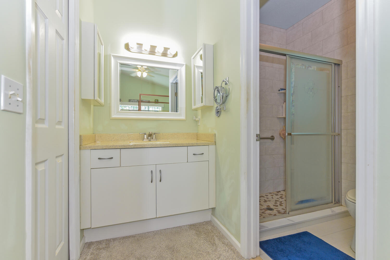 7922 Southeast Sugar Pines Way Hobe Sound, FL 33455 - Photo 14 of 31 Master Bathroom