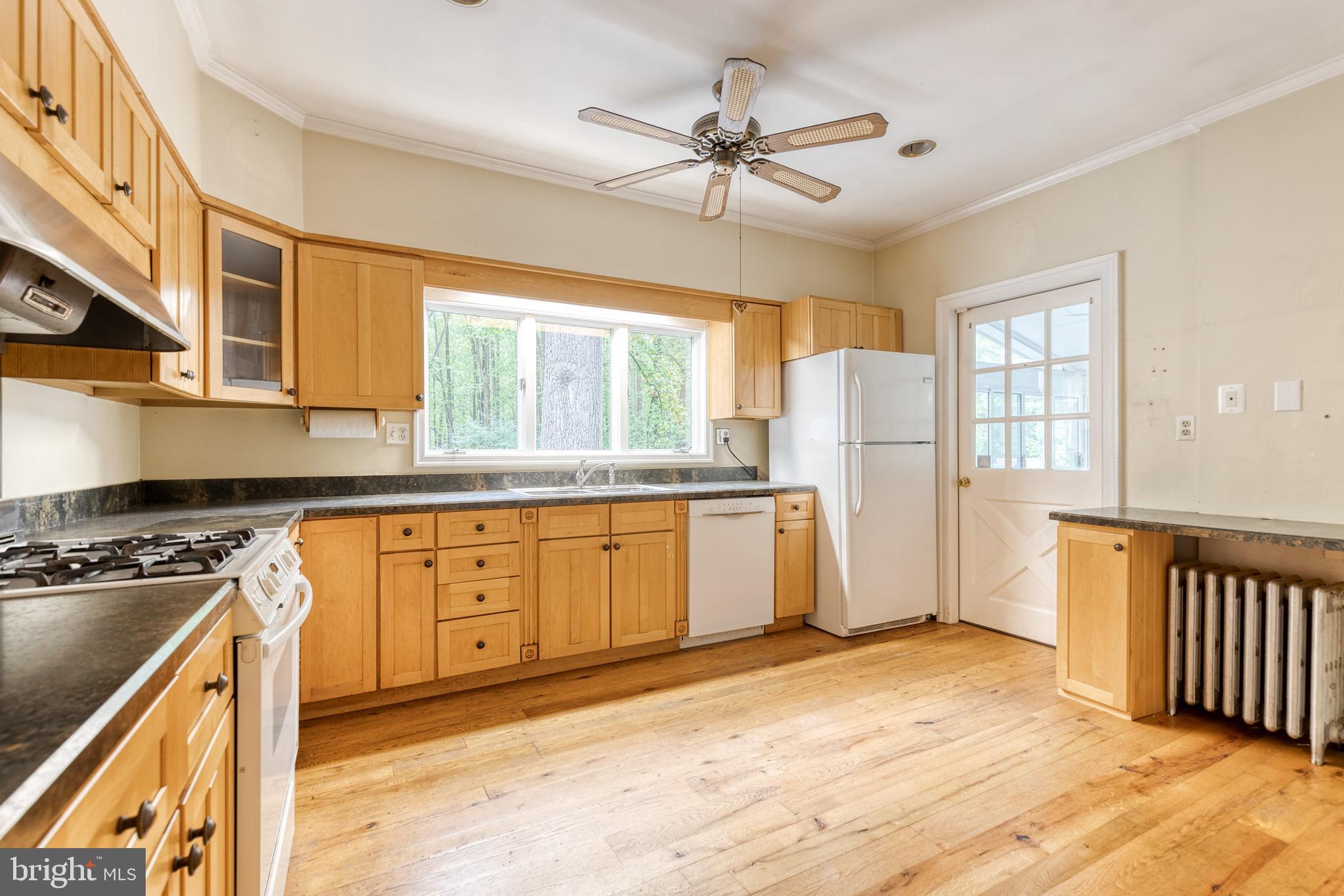 1528 Providence Road Towson, MD 21286 - Photo 20 of 55