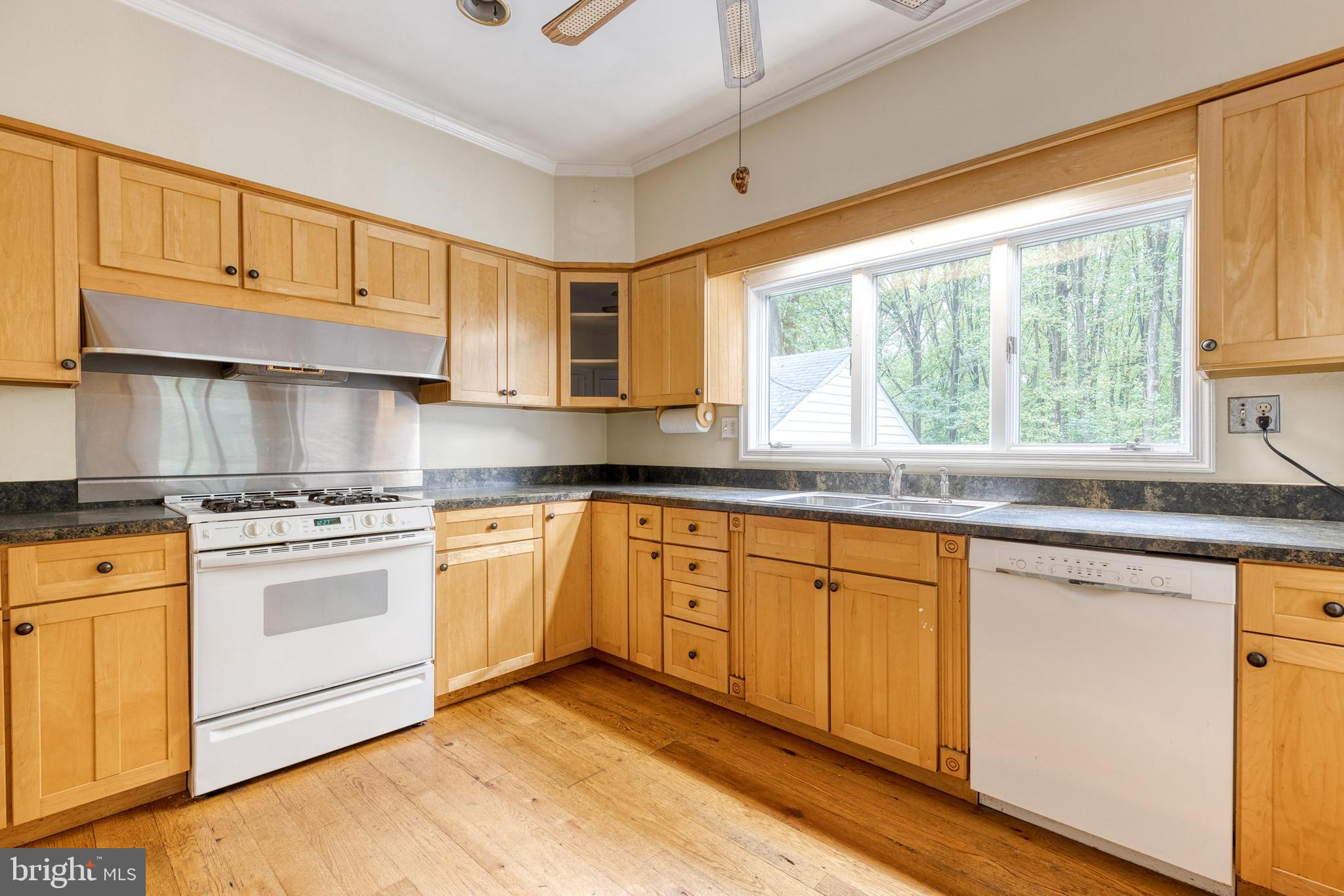 1528 Providence Road Towson, MD 21286 - Photo 24 of 55
