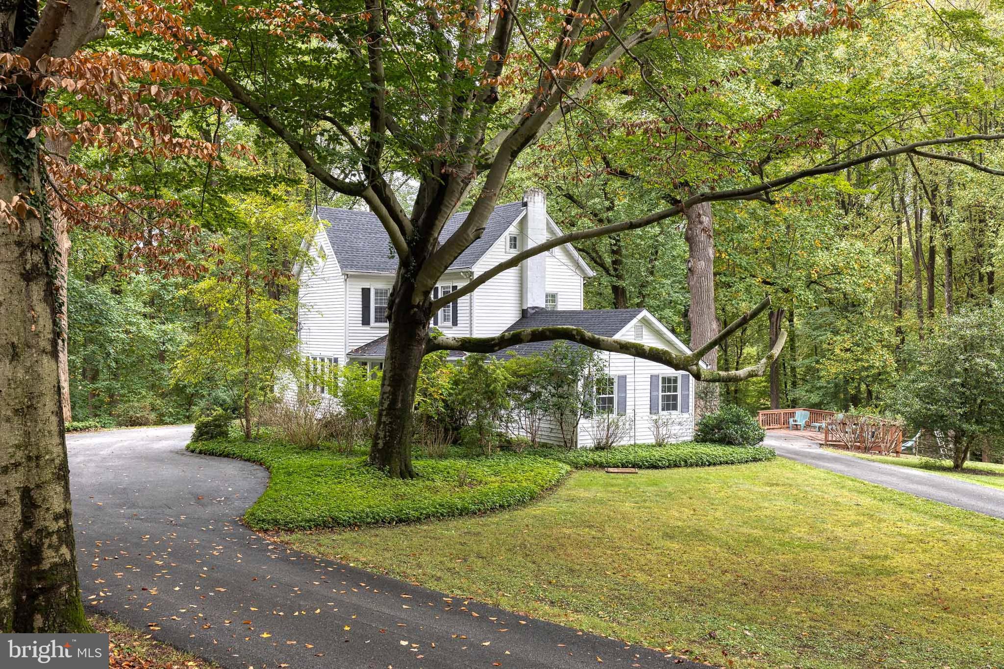 1528 Providence Road Towson, MD 21286 - Photo 4 of 55