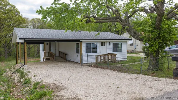 $215,000 | 142 Wilkerson Avenue, Camdenton, MO 65020