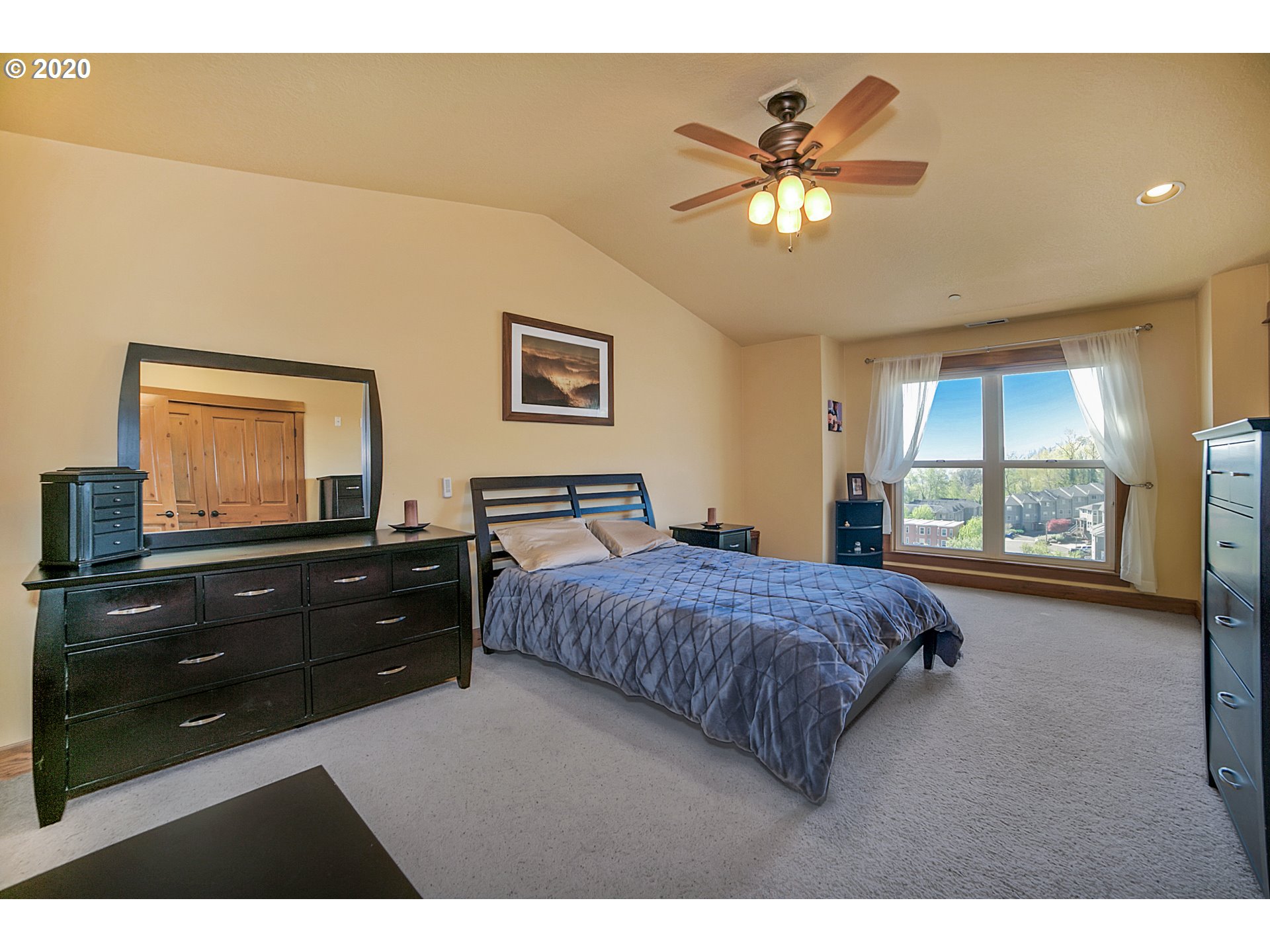 4650 Southwest Condor Avenue Portland, OR 97239 - Photo 17 of 32 Gallery Image 17