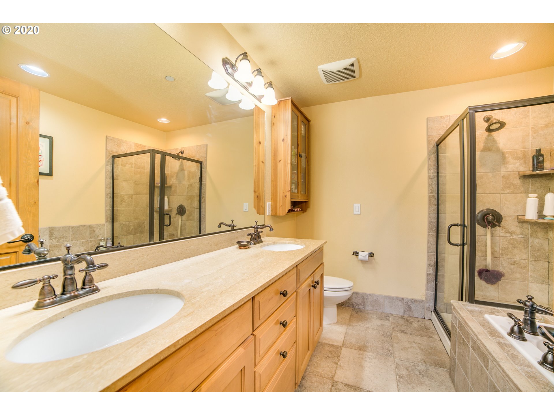 4650 Southwest Condor Avenue Portland, OR 97239 - Photo 19 of 32 Gallery Image 19