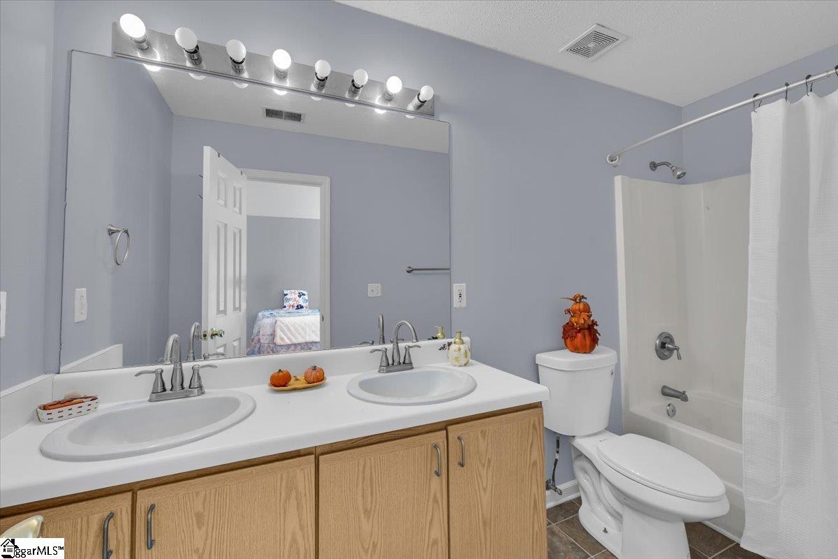 133 Habersham Court Easley, SC 29642 - Photo 19 of 35