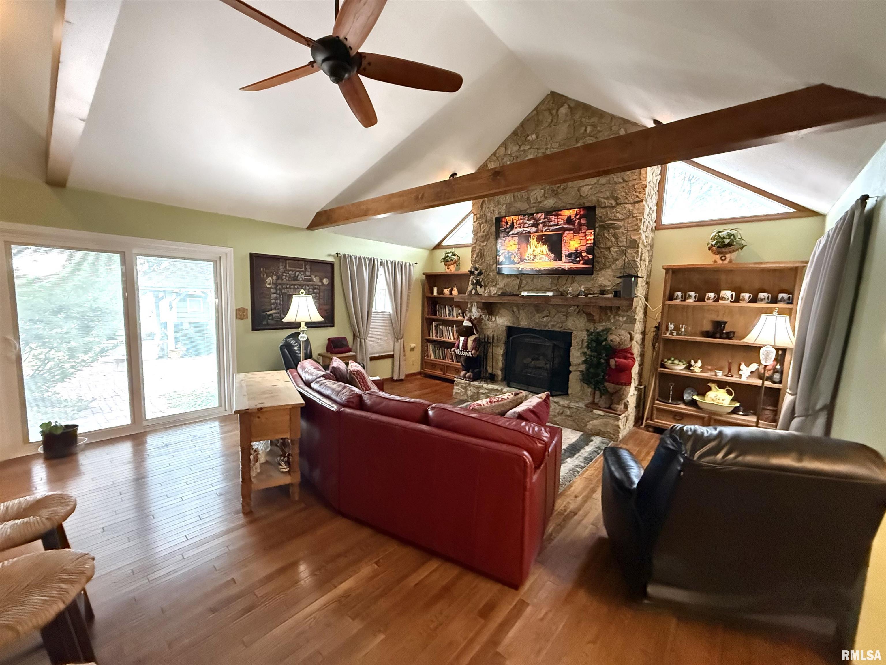 2505 Chestnut Street Quincy, IL 62301 - Photo 2 of 36