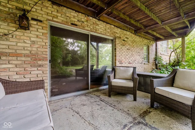 $625,000 | 11327 Lakeshore Drive West, Carmel, IN 46033