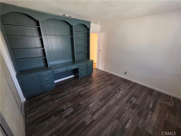 $2,900 | 19145 Tomahawk Road, Apple Valley, CA 92307