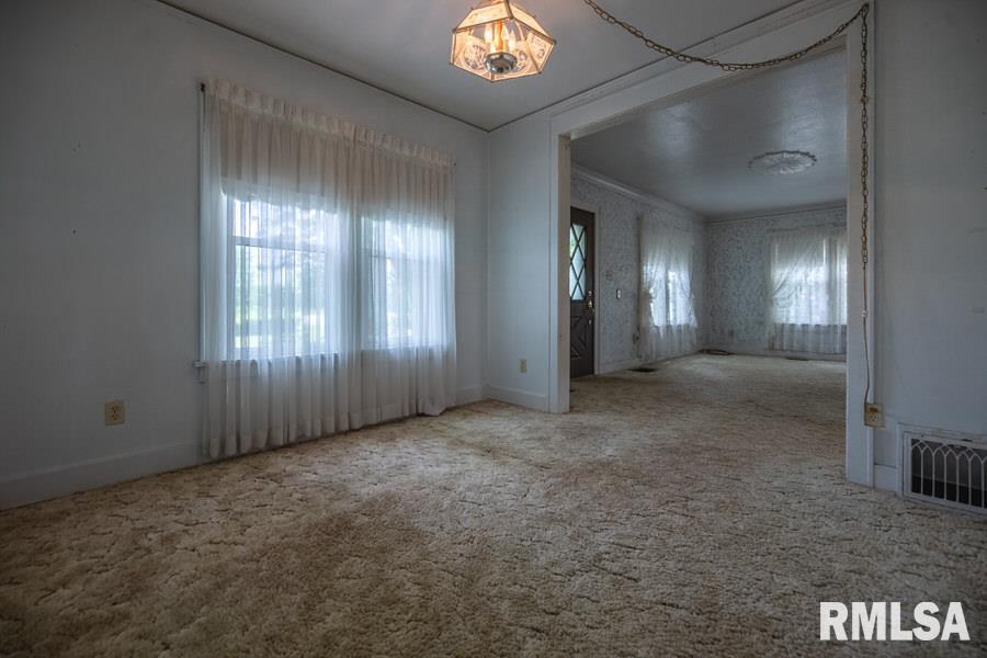 7109 West Farmington Road Peoria, IL 61604 - Photo 13 of 29 Gallery Image 13