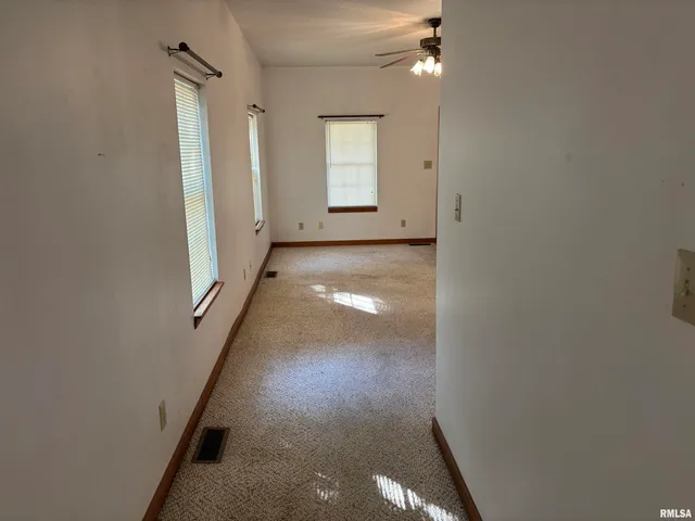 $119,900 | 822 South Clay Street, Taylorville, IL 62568