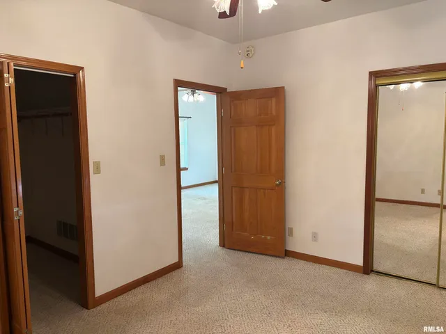 $119,900 | 822 South Clay Street, Taylorville, IL 62568