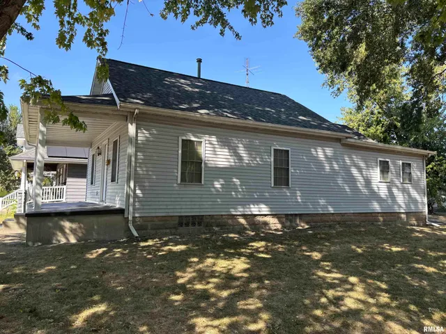$119,900 | 822 South Clay Street, Taylorville, IL 62568