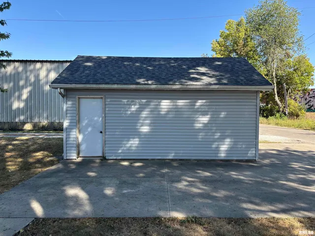 $119,900 | 822 South Clay Street, Taylorville, IL 62568
