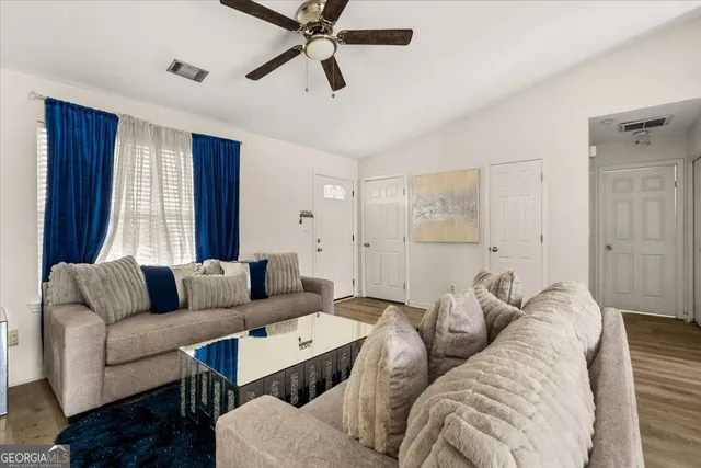 $240,000 | 1362 Tara Road, Jonesboro, GA 30238