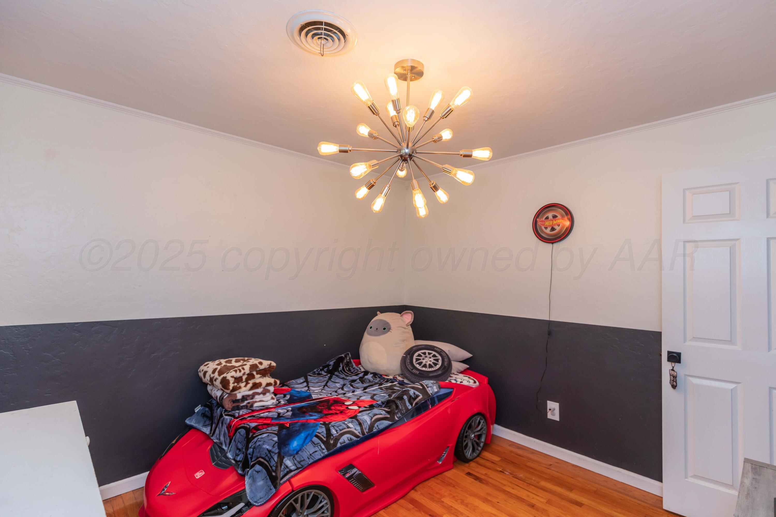 315 Pratt Street Claude, TX 79019 - Photo 29 of 38 a living room with furniture