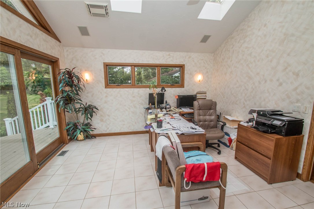 10069 Priem Road Strongsville, OH 44149 - Photo 10 of 25 Gallery Image 10