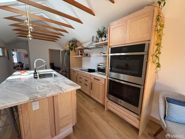 $1,395,000 | 273 Edinburgh Street, San Francisco, CA 94112