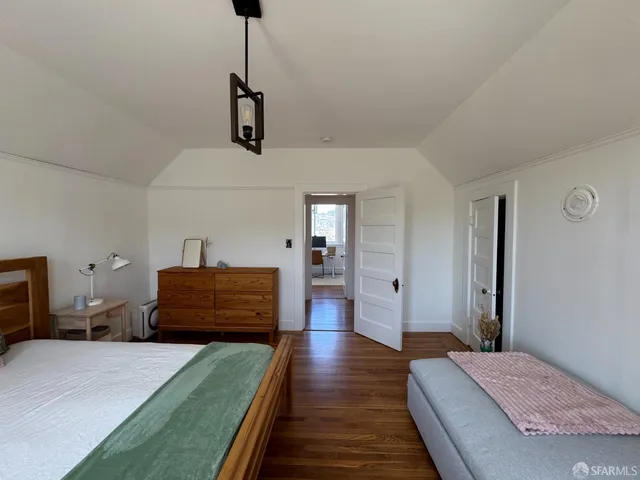 $1,395,000 | 273 Edinburgh Street, San Francisco, CA 94112