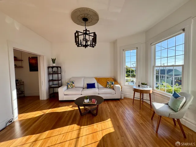 $1,395,000 | 273 Edinburgh Street, San Francisco, CA 94112