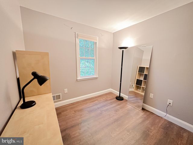 $448,000 | 2 Hibiscus Court, Unit 11, Gaithersburg, MD 20878