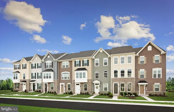 $3,300 | 9826 Posterity Lane, Montgomery Village, MD 20886