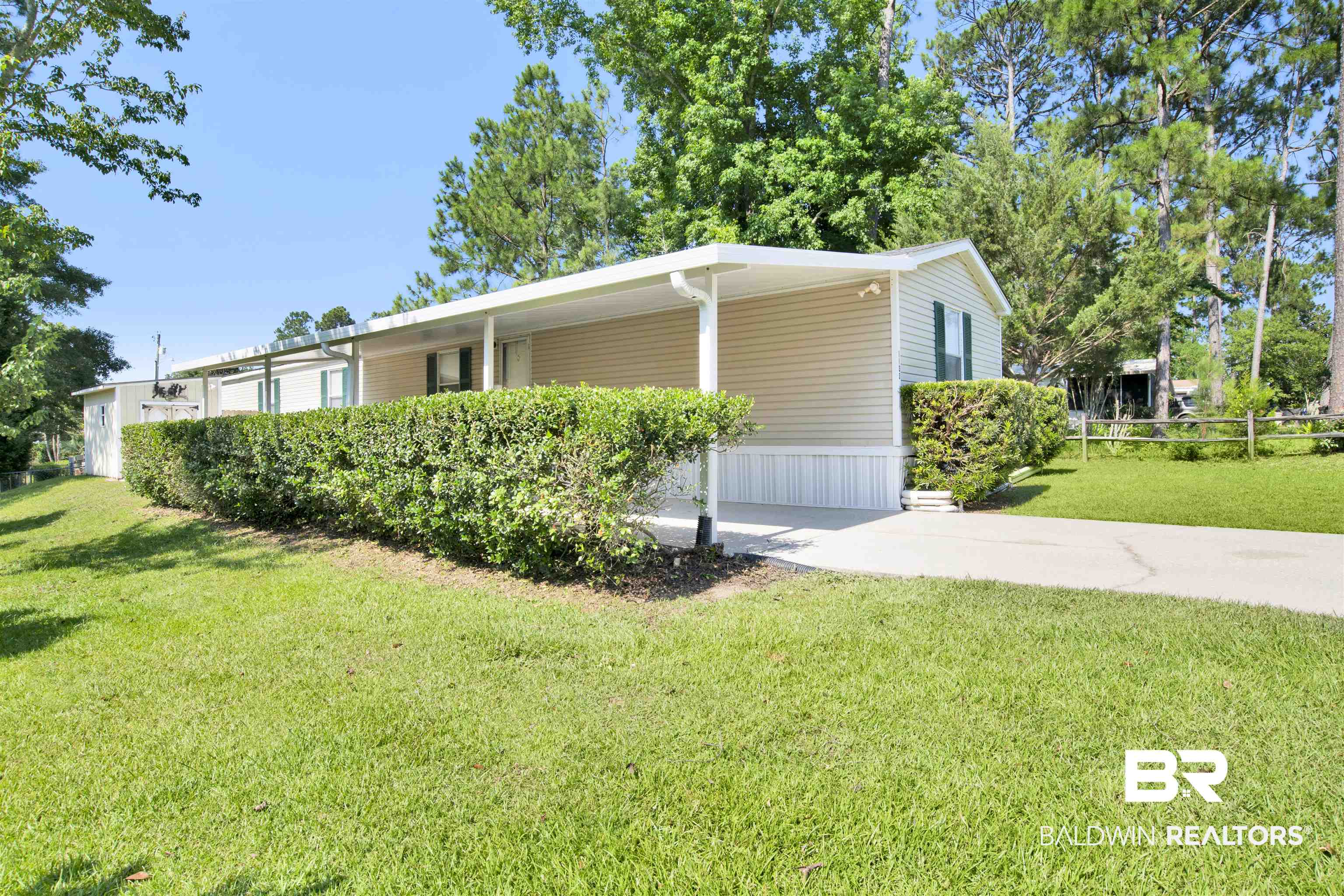 1133 Ridgewood Drive Lillian, AL 36549 - Photo 2 of 27