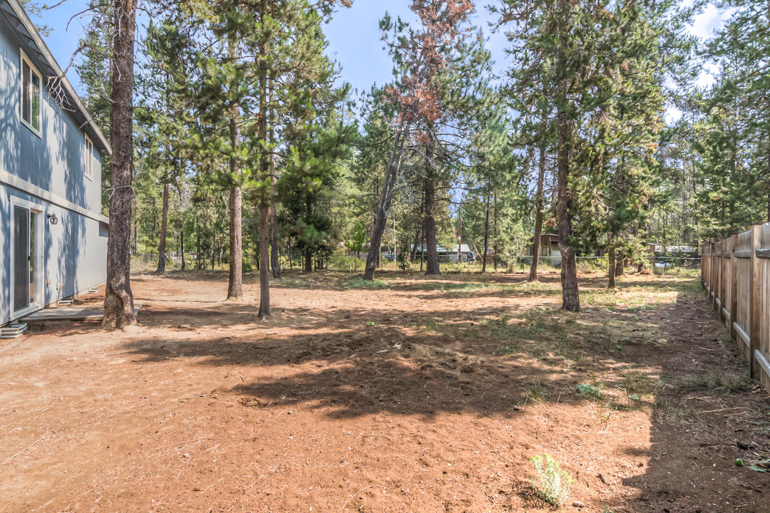 56010 Snow Goose Road Bend, OR 97707 - Photo 32 of 38 Snow Goose Dr 56010 (29 of 35)