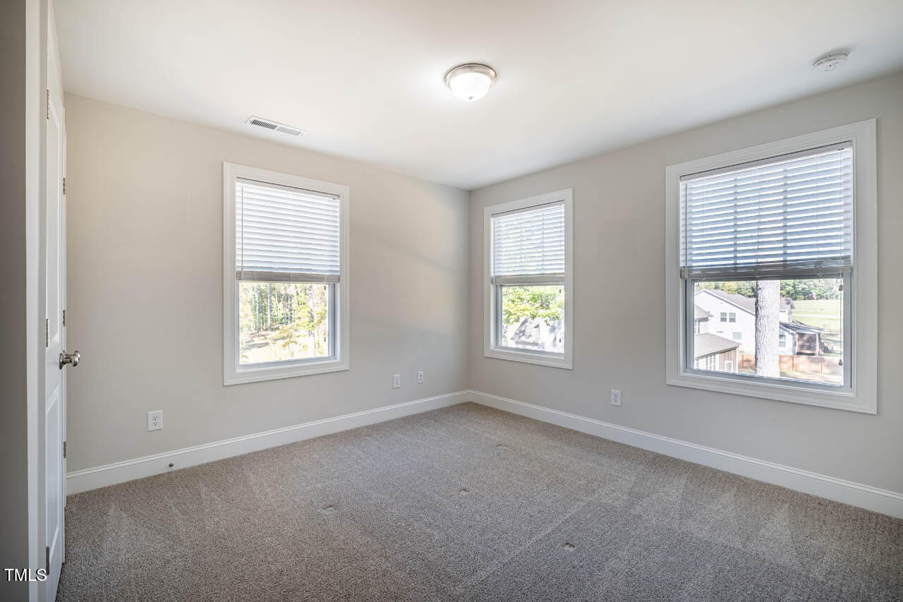 4615 Apple Rdg Lane Graham, NC 27253 - Photo 38 of 60 4615AppleRidgeLn-43