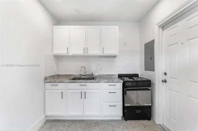 $3,100,000 | 2130 Northwest 28th Street, Miami, FL 33142