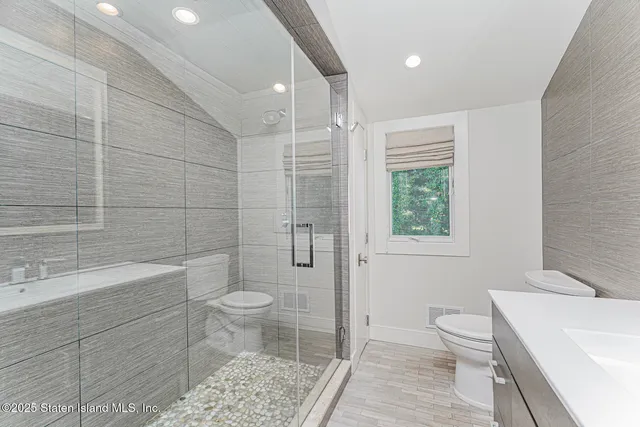 $1,899,999 | 135 Nixon Avenue | Ward Hill