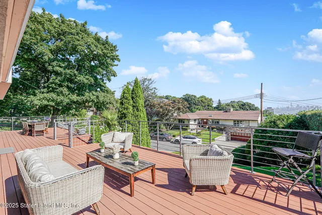 $1,899,999 | 135 Nixon Avenue | Ward Hill