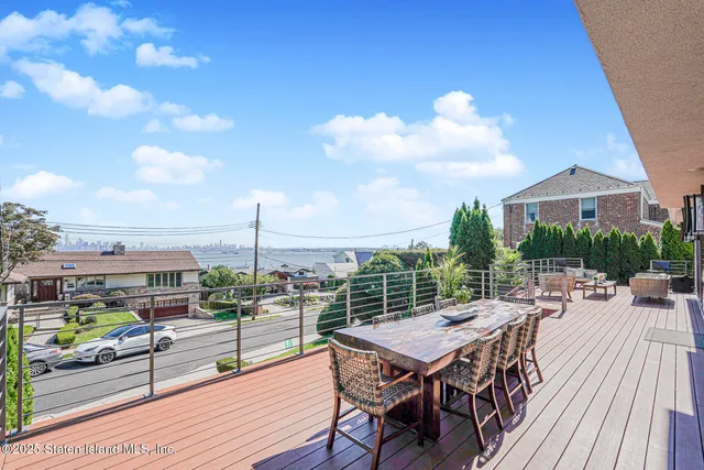 $1,899,999 | 135 Nixon Avenue | Ward Hill