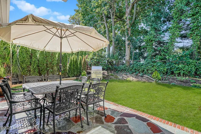 $1,899,999 | 135 Nixon Avenue | Ward Hill