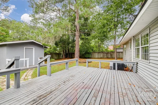 $1,950 | 17 Summit Drive, Savannah, GA 31406