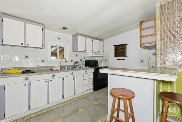 $99,999 | 1106 Alabama Street, Darien, GA 31305