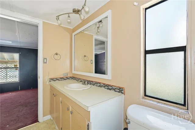 $99,999 | 1106 Alabama Street, Darien, GA 31305