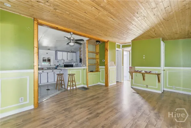 $99,999 | 1106 Alabama Street, Darien, GA 31305