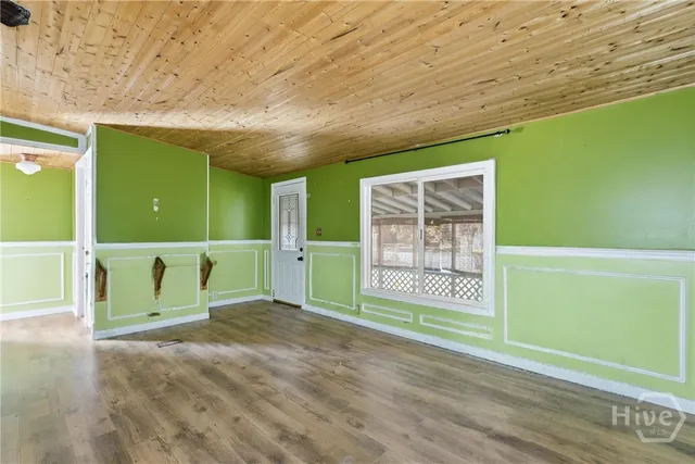 $99,999 | 1106 Alabama Street, Darien, GA 31305