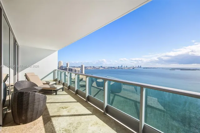 $2,095,000 | 1331 Brickell Bay Drive, Unit 2807, Miami, FL 33131