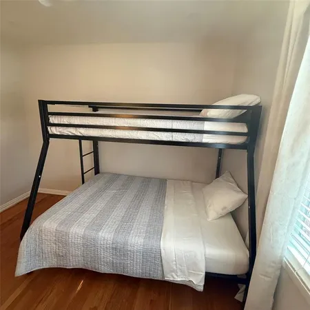 $2,800 | 1808 Donna Street, Arlington, TX 76013