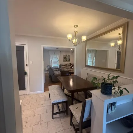 $2,800 | 1808 Donna Street, Arlington, TX 76013