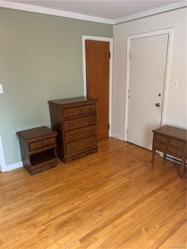 8327 Harding Street Center Line, MI 48015 - Photo 16 of 38 IMG_0414.jpg