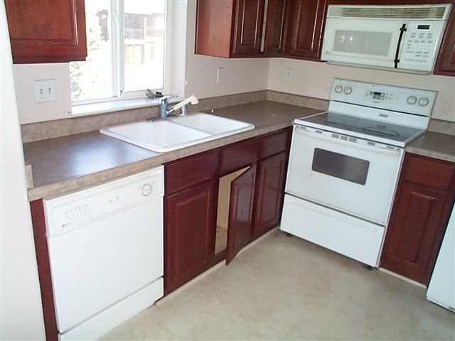 10103 Pine Cone Road, Unit 10103 Truckee, CA 96161 - Photo 3 of 8 Gallery Image 3