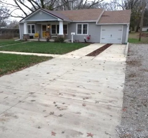 $199,000 | 204 South Main Street, Butler, MO 64730